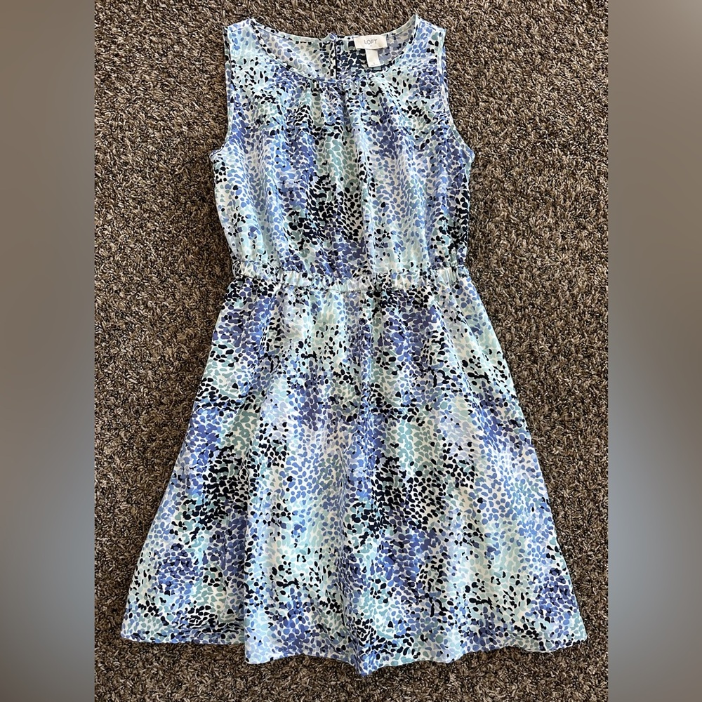 Women’s LOFT Sleeveless Pullover Dress -- size small